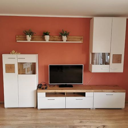 Gemuetliche 90 Qm Wohnung In Saarburg, Zentral Gelegen, Garten Mit Aussicht, Separater Eingang Kültér fotó