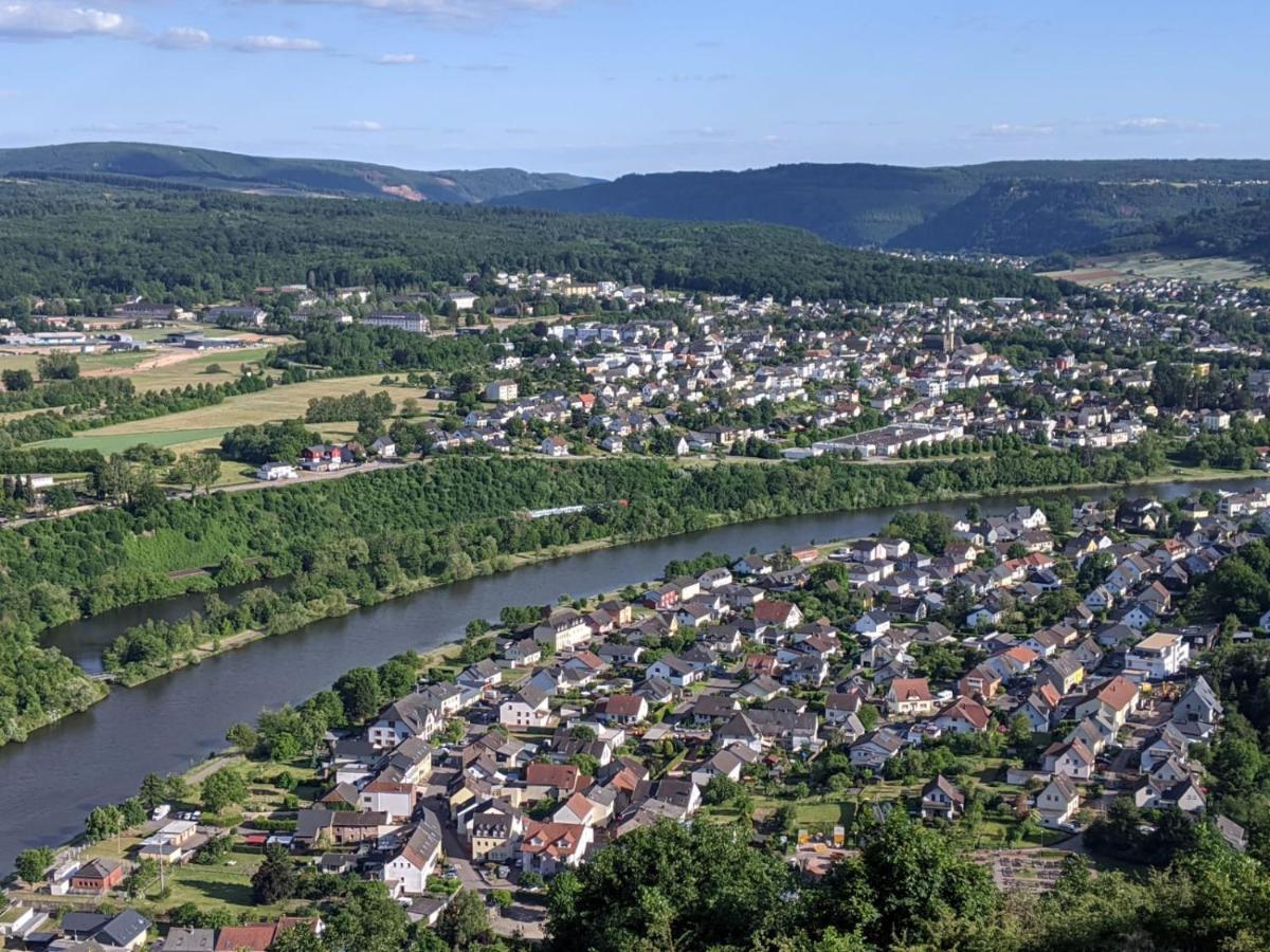 Gemuetliche 90 Qm Wohnung In Saarburg, Zentral Gelegen, Garten Mit Aussicht, Separater Eingang Kültér fotó