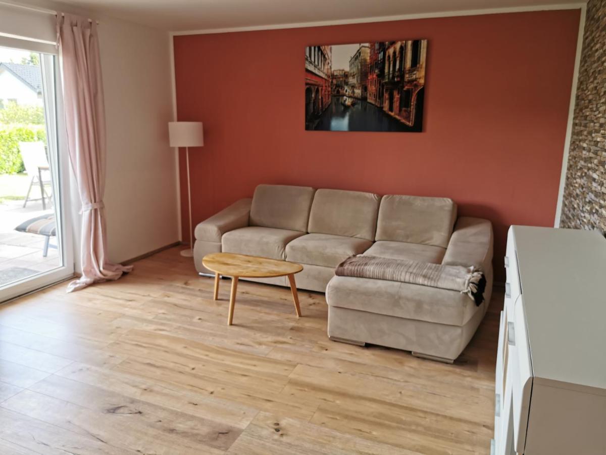 Gemuetliche 90 Qm Wohnung In Saarburg, Zentral Gelegen, Garten Mit Aussicht, Separater Eingang Kültér fotó